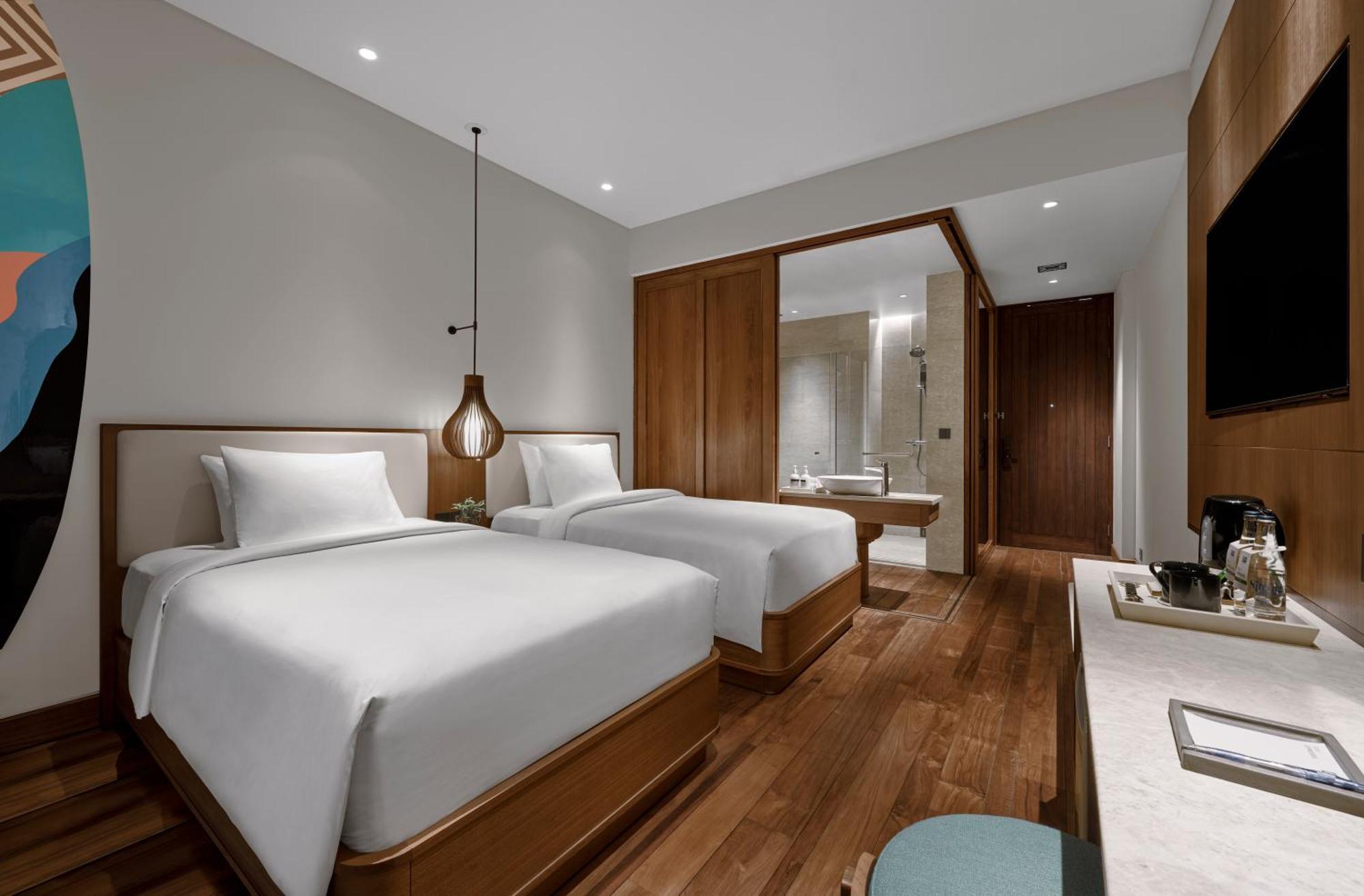 Holiday Inn Resort Bali Canggu By Ihg Exterior photo