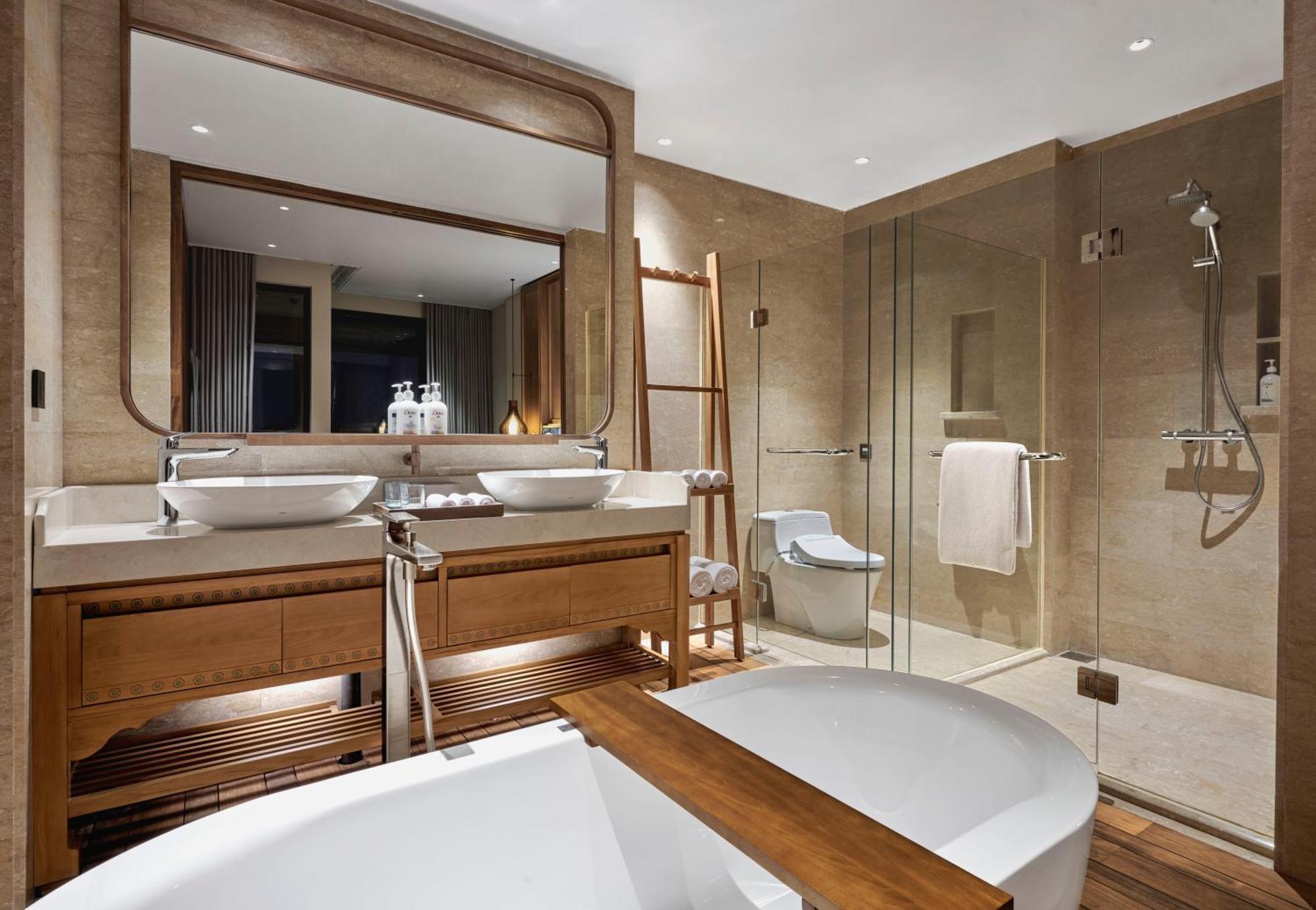 Holiday Inn Resort Bali Canggu By Ihg Exterior photo