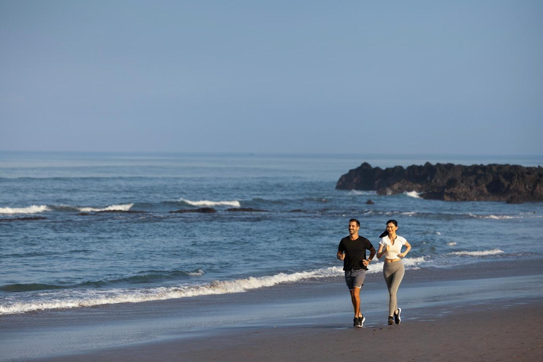 Holiday Inn Resort Bali Canggu By Ihg Exterior photo
